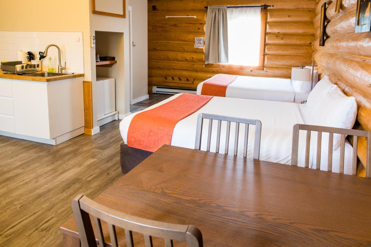 Glacier House Hotel & Resort Revelstoke Exterior photo