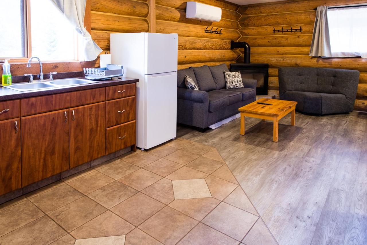Glacier House Hotel & Resort Revelstoke Exterior photo