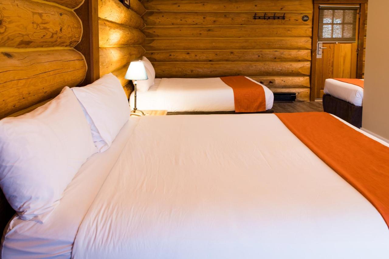 Glacier House Hotel & Resort Revelstoke Exterior photo