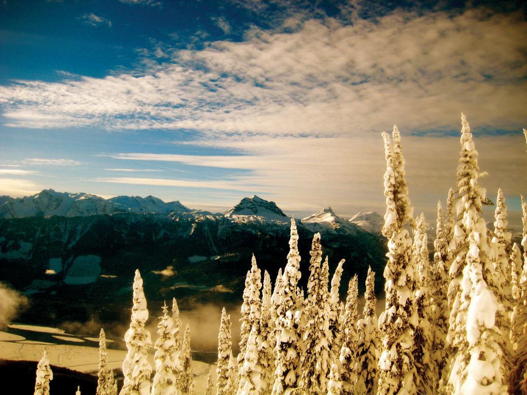 Glacier House Hotel & Resort Revelstoke Exterior photo